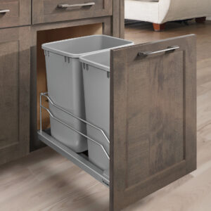 Double waist container draw pullout with metal under mount that wire railing
